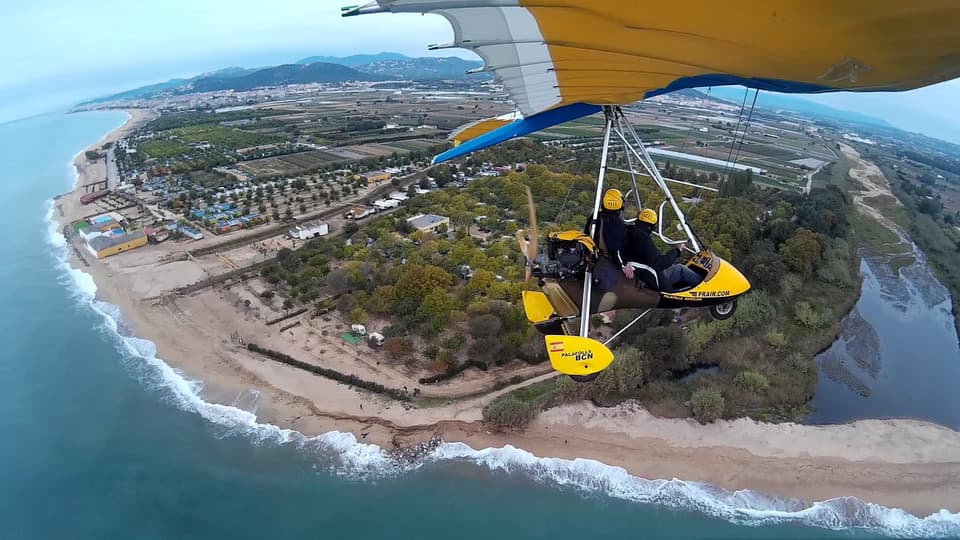 Vuelo en trike sobre la costa
